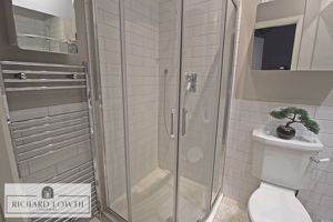Ensuite Shower Room- click for photo gallery